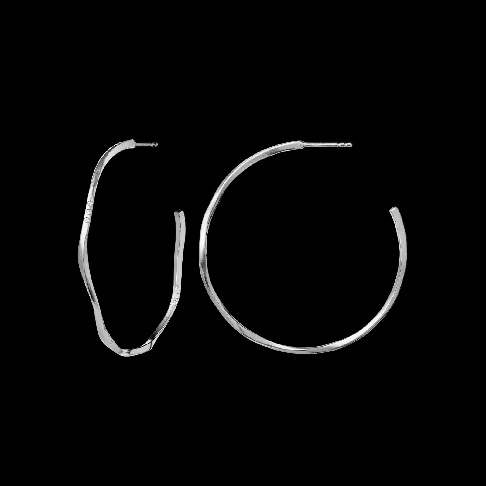 echo_grande_reringe_2-1.webp Maanesten Echo Grande Øreringe