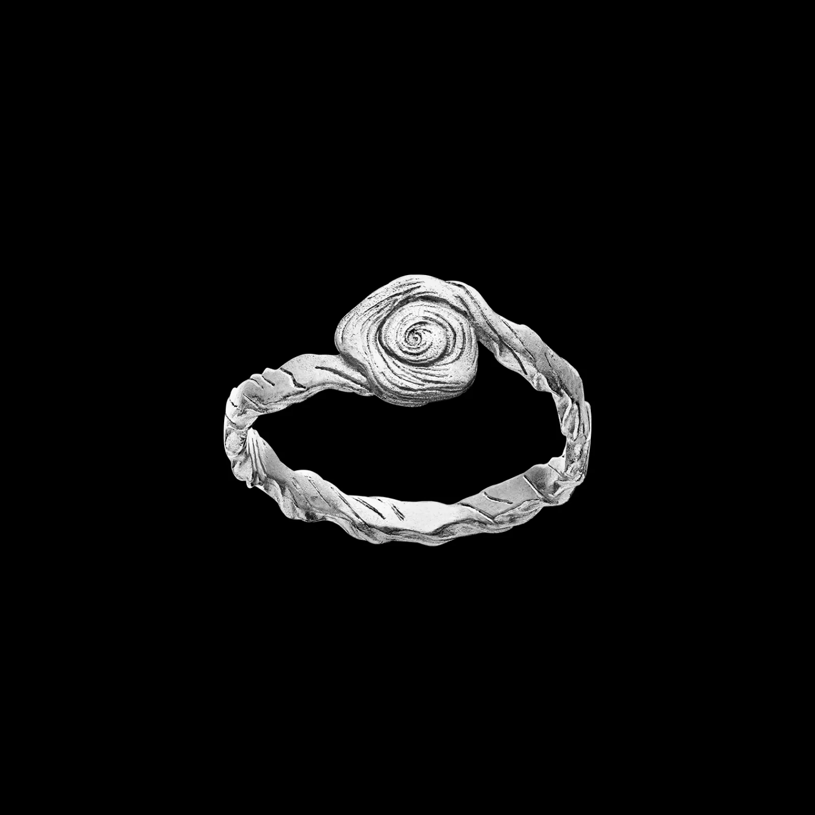 Maanesten Gisla Ring